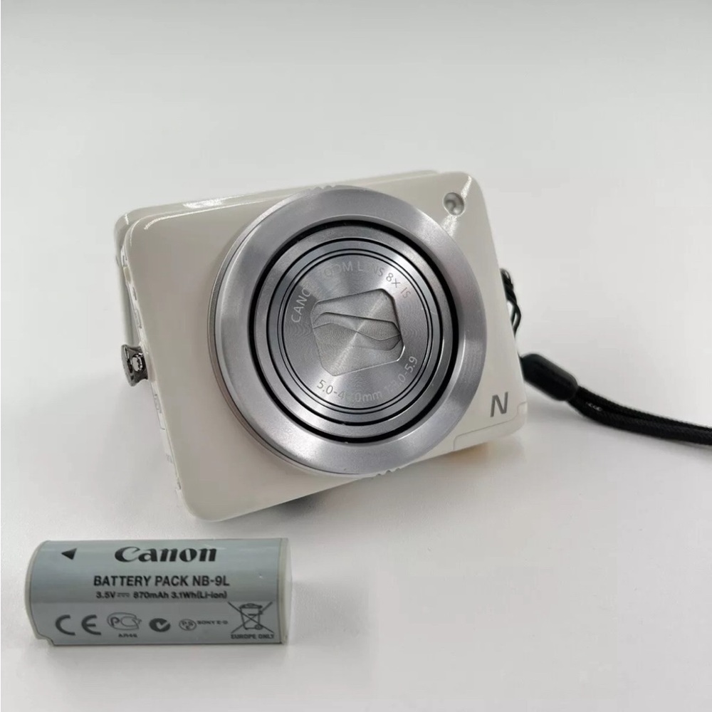 Canon Powershot N digital camera
